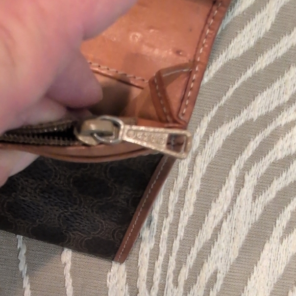 Celine Macadamia Brown Wallet Vintage - Picture 8 of 15